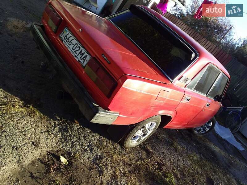 Седан ВАЗ / Lada 2107 1988 в Шполі