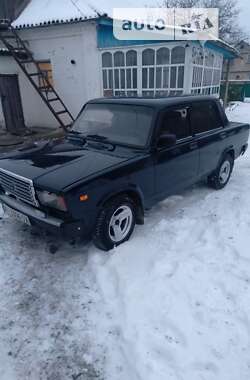 Седан ВАЗ / Lada 2107 2004 в Тетиеве