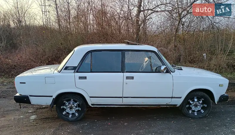 ВАЗ / Lada 2107