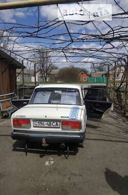 Седан ВАЗ / Lada 2107 1982 в Лебедині