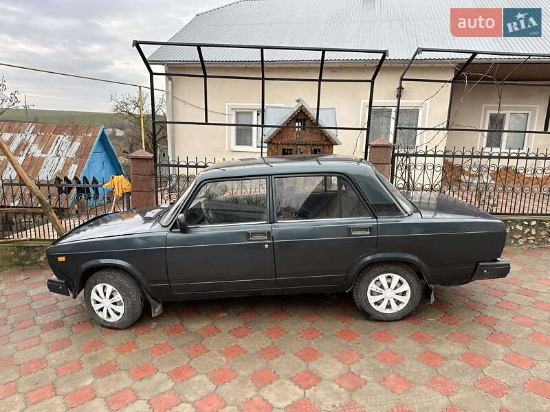 Седан ВАЗ / Lada 2107 2007 в Гусятине