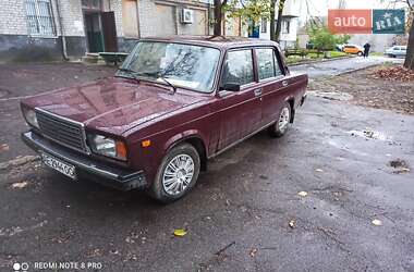 Седан ВАЗ / Lada 2107 2006 в Верхнеднепровске