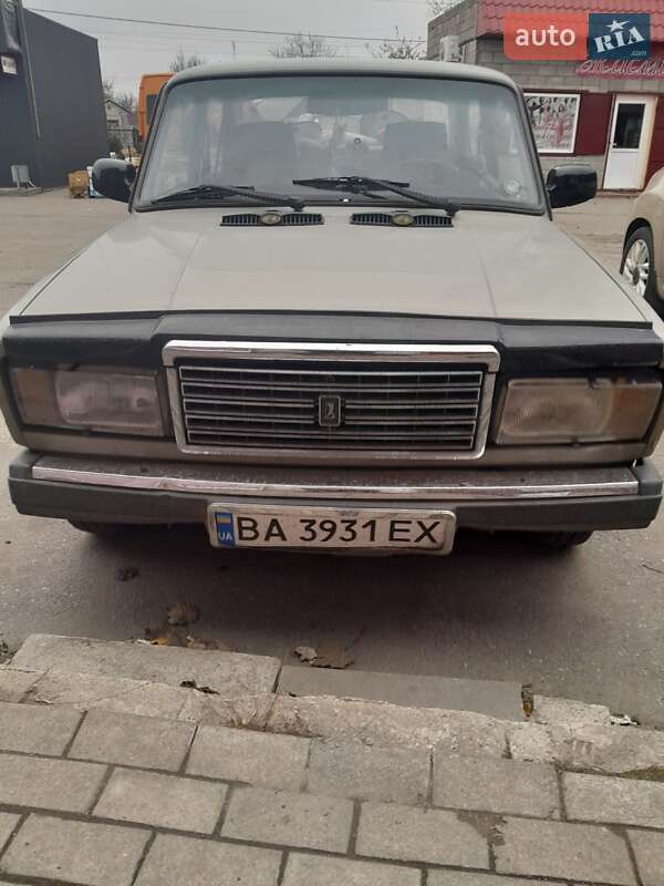Седан ВАЗ / Lada 2107 2003 в Кропивницком