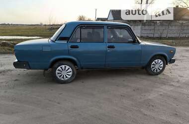 Седан ВАЗ / Lada 2107 2007 в Новомосковске