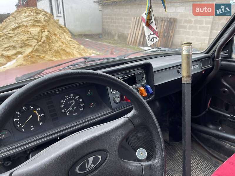 Седан ВАЗ / Lada 2107 2000 в Харкові