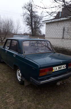 Седан ВАЗ / Lada 2107 1997 в Черкассах