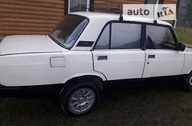 Седан ВАЗ / Lada 2107 1995 в Ивано-Франковске