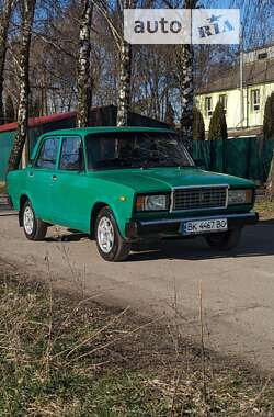 Седан ВАЗ / Lada 2107 1998 в Дубно