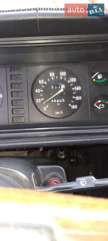 Седан ВАЗ / Lada 2107 2004 в Кривому Розі фото 6 Седан ВАЗ / Lada 2107 2004 в Кривому Розі
