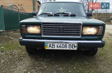 Седан ВАЗ / Lada 2107 2004 в Баре