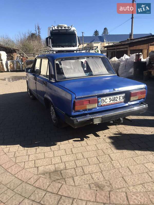Седан ВАЗ / Lada 2107 1986 в Стрые фото 3 Седан ВАЗ / Lada 2107 1986 в Стрые