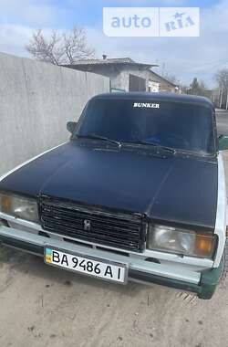 Седан ВАЗ / Lada 2107 2002 в Кропивницком