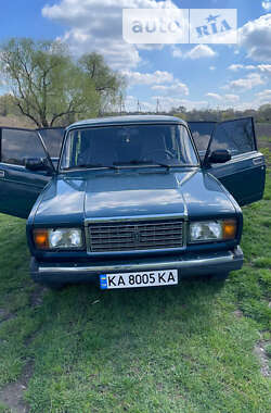 Седан ВАЗ / Lada 2107 2004 в Мироновке
