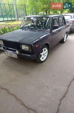 Седан ВАЗ / Lada 2107 2004 в Славутиче