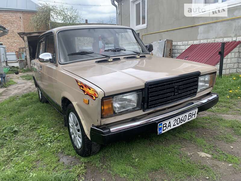 Седан ВАЗ / Lada 2107 1988 в Збаражі