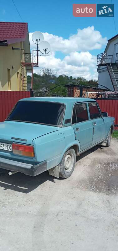 Седан ВАЗ / Lada 2107 2005 в Кам'янець-Подільському