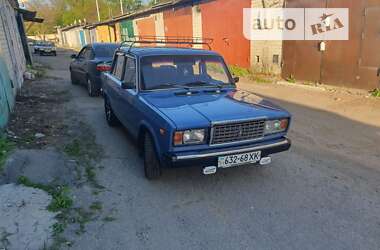 Седан ВАЗ / Lada 2107 1988 в Харькове