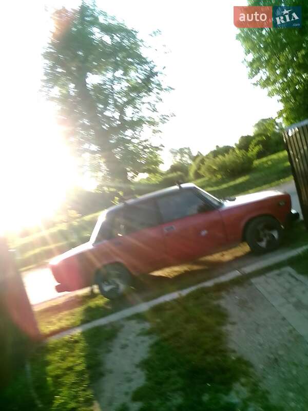 Седан ВАЗ / Lada 2107 1984 в Стрые