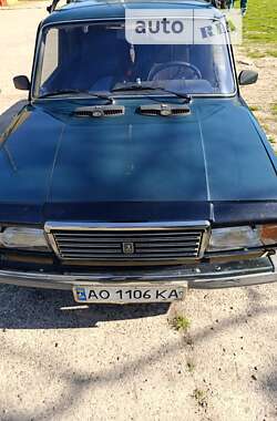 Седан ВАЗ / Lada 2107 2006 в Берегово