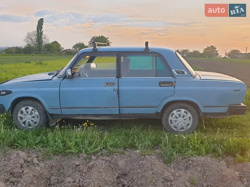 ВАЗ / Lada 2107