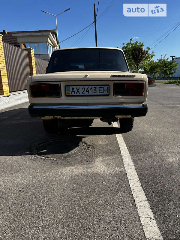 Седан ВАЗ / Lada 2107 1996 в Виннице