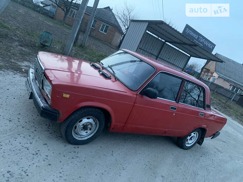 Седан ВАЗ / Lada 2107 1990 в Миргороде
