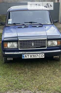 Седан ВАЗ / Lada 2107 1999 в Городенке