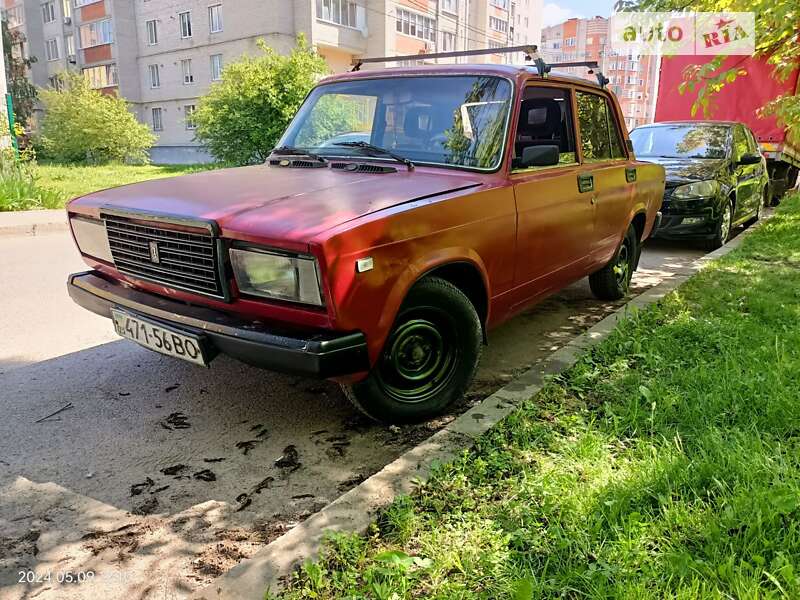 Седан ВАЗ / Lada 2107 1989 в Луцьку
