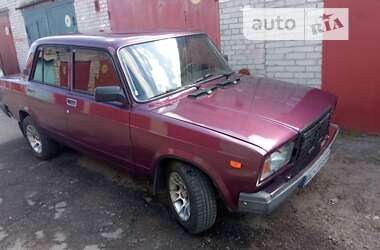 Седан ВАЗ / Lada 2107 1998 в Луцке