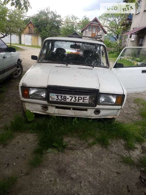 Седан ВАЗ / Lada 2107 1990 в Перечине