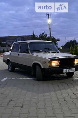 Седан ВАЗ / Lada 2107 1995 в Липовці