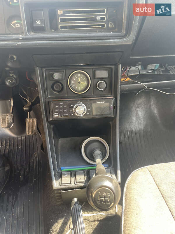 Седан ВАЗ / Lada 2107 2003 в Чорткові