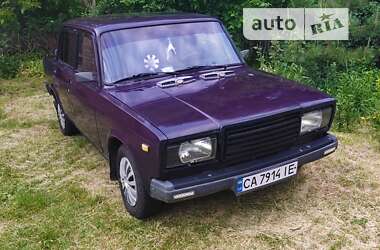 Седан ВАЗ / Lada 2107 1998 в Умани