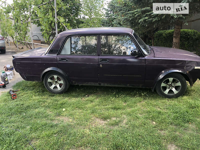 Седан ВАЗ / Lada 2107 2005 в Одесі