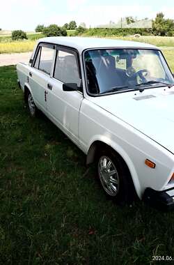 Седан ВАЗ / Lada 2107 2008 в Ровно