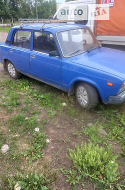 Седан ВАЗ / Lada 2107 2005 в Івано-Франківську