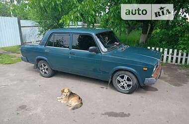 Седан ВАЗ / Lada 2107 2005 в Житомире