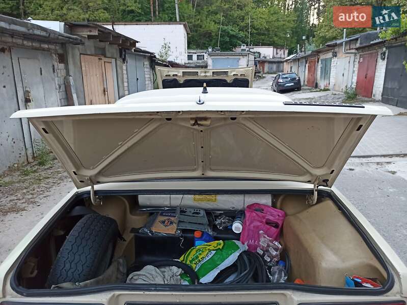 Седан ВАЗ / Lada 2107 1991 в Обухове фото 21 Седан ВАЗ / Lada 2107 1991 в Обухове