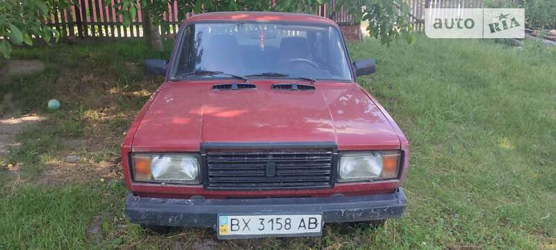 Седан ВАЗ / Lada 2107 1991 в Полонному