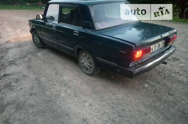 Седан ВАЗ / Lada 2107 1999 в Коломые