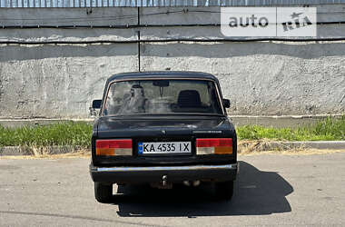 Седан ВАЗ / Lada 2107 2007 в Киеве