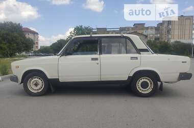 Седан ВАЗ / Lada 2107 2000 в Богуславе