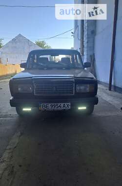 Седан ВАЗ / Lada 2107 1995 в Березнеговатом