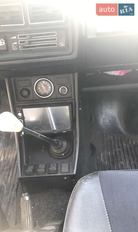 Седан ВАЗ / Lada 2107 1995 в Магалі