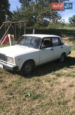 Седан ВАЗ / Lada 2107 1995 в Магалі