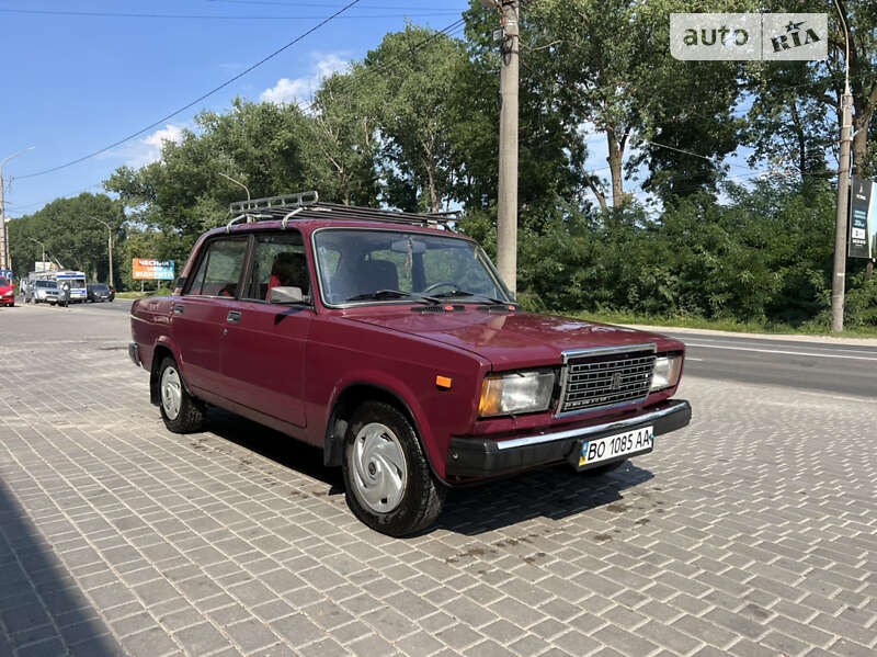 Седан ВАЗ / Lada 2107 2004 в Тернополі