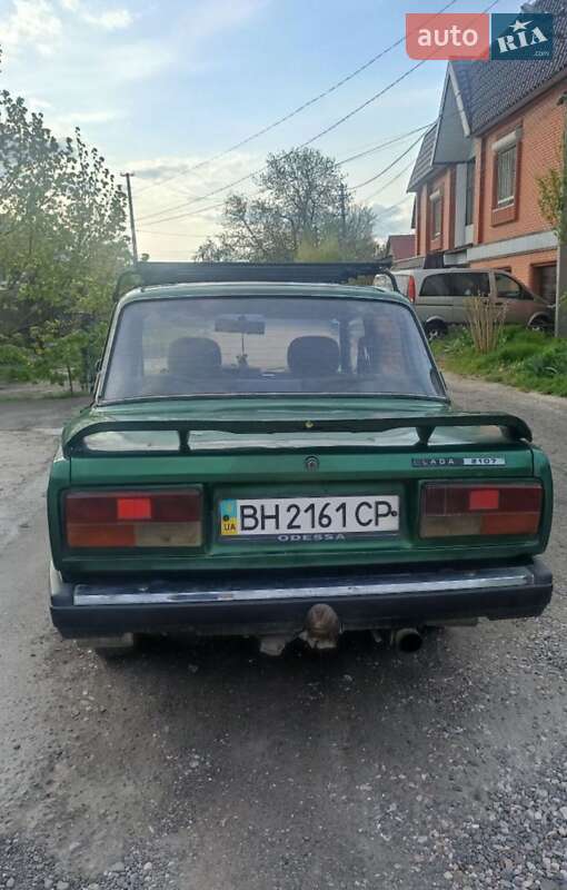 Седан ВАЗ / Lada 2107 1996 в Одессе фото 2 Седан ВАЗ / Lada 2107 1996 в Одессе