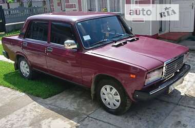 Седан ВАЗ / Lada 2107 2005 в Монастыриске