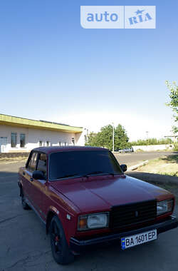 Седан ВАЗ / Lada 2107 1996 в Новоукраинке