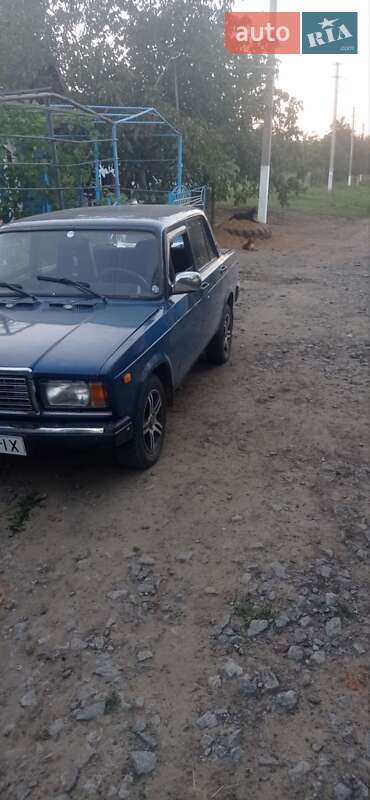 Седан ВАЗ / Lada 2107 2004 в Затишші